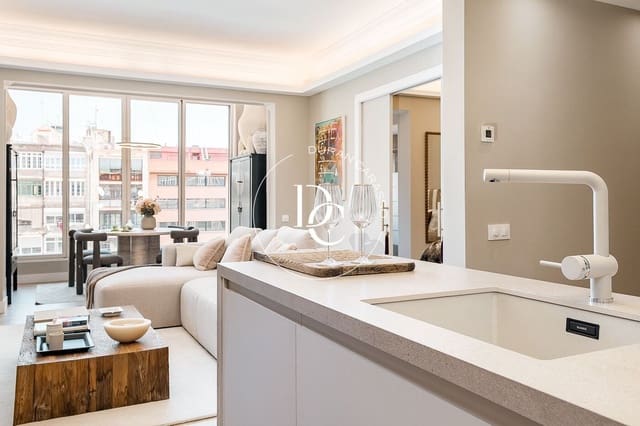 3 soveværelse Lejlighed til salg i L'Antiga Esquerra de L'Eixample, Barcelona by - € 960.000 (Ref: 9855613)