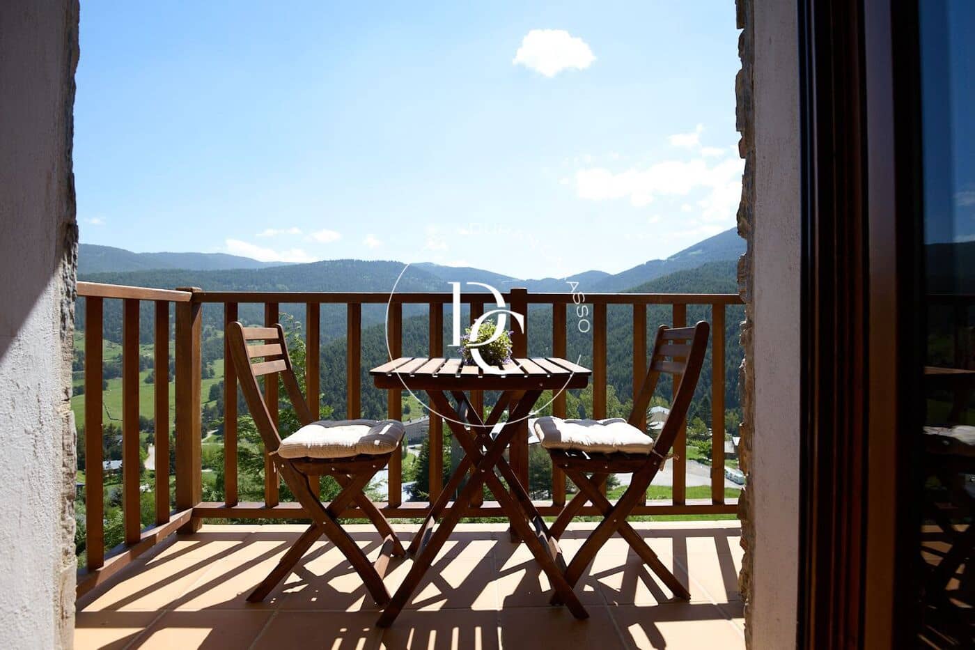 2 bedroom Apartment for sale in Alp - € 252,000 (Ref: 9862009)