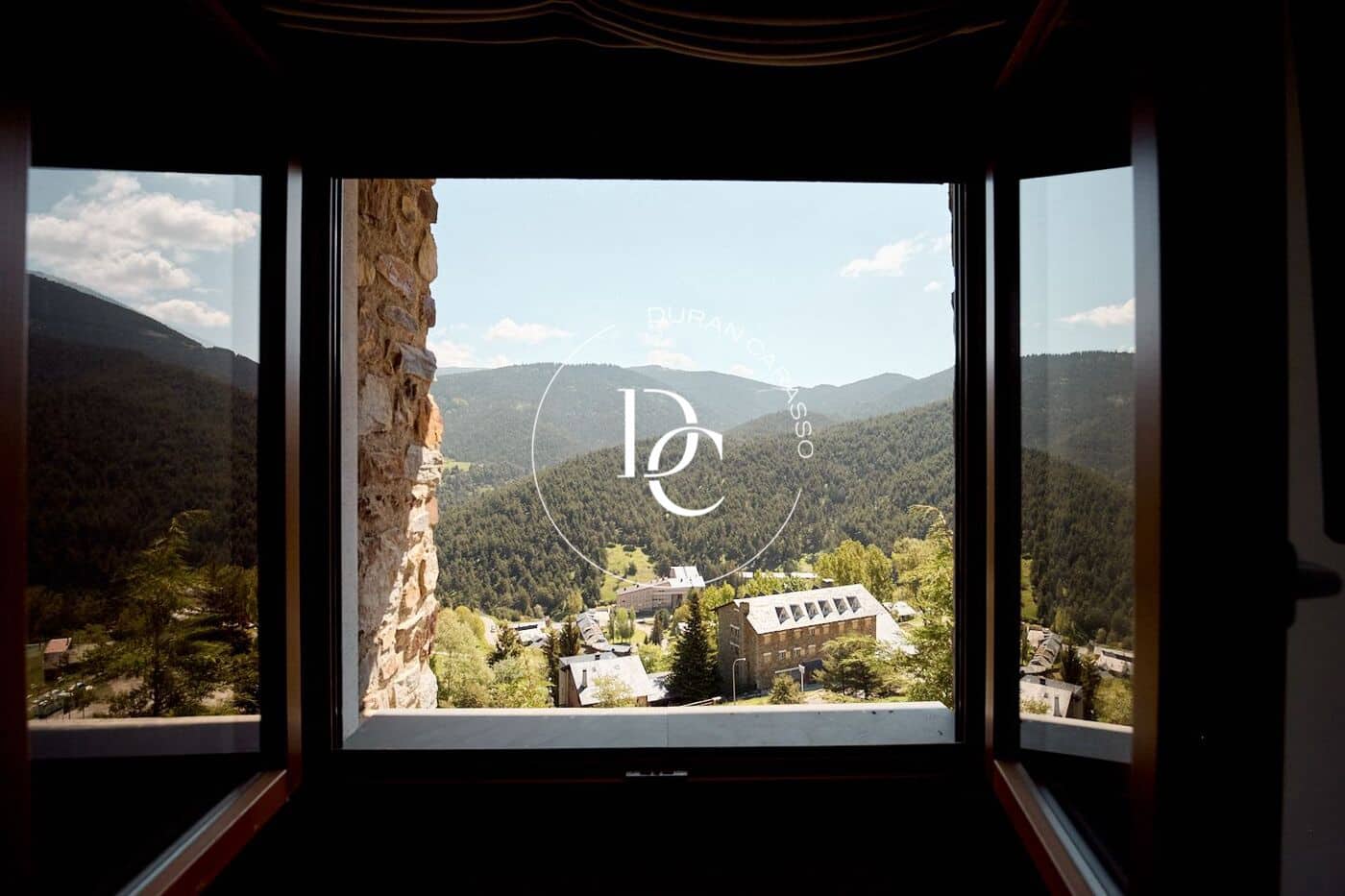 2 bedroom Apartment for sale in Alp - € 252,000 (Ref: 9862009)