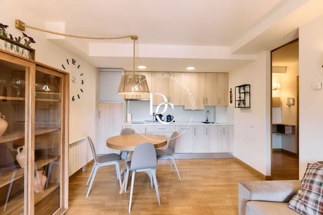 2 chambre Appartement à vendre à Alp - 252 000 € (Ref: 9862009)