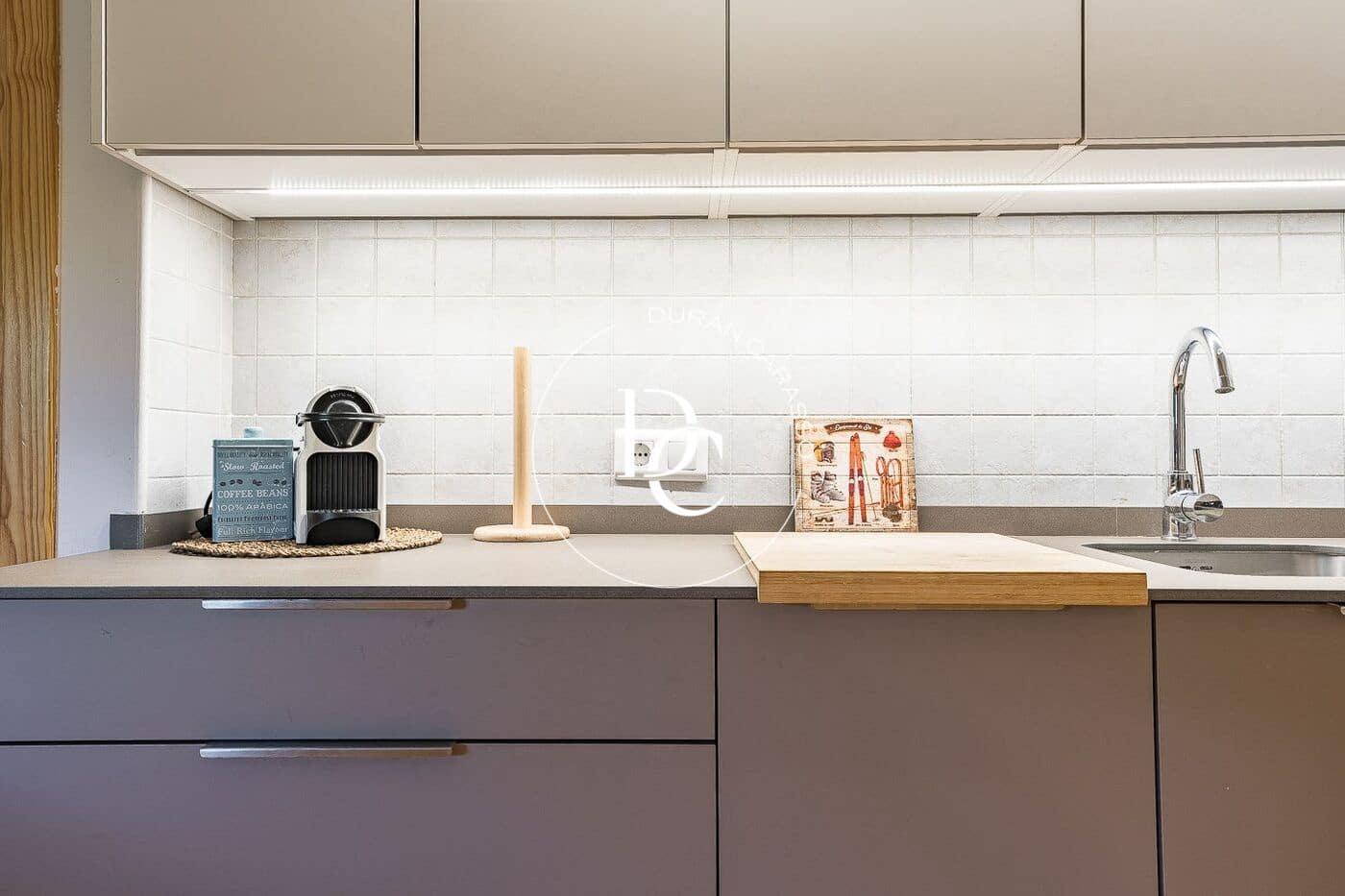 2 bedroom Apartment for rent in Alp with garage - € 1,500 (Ref: 9865355)