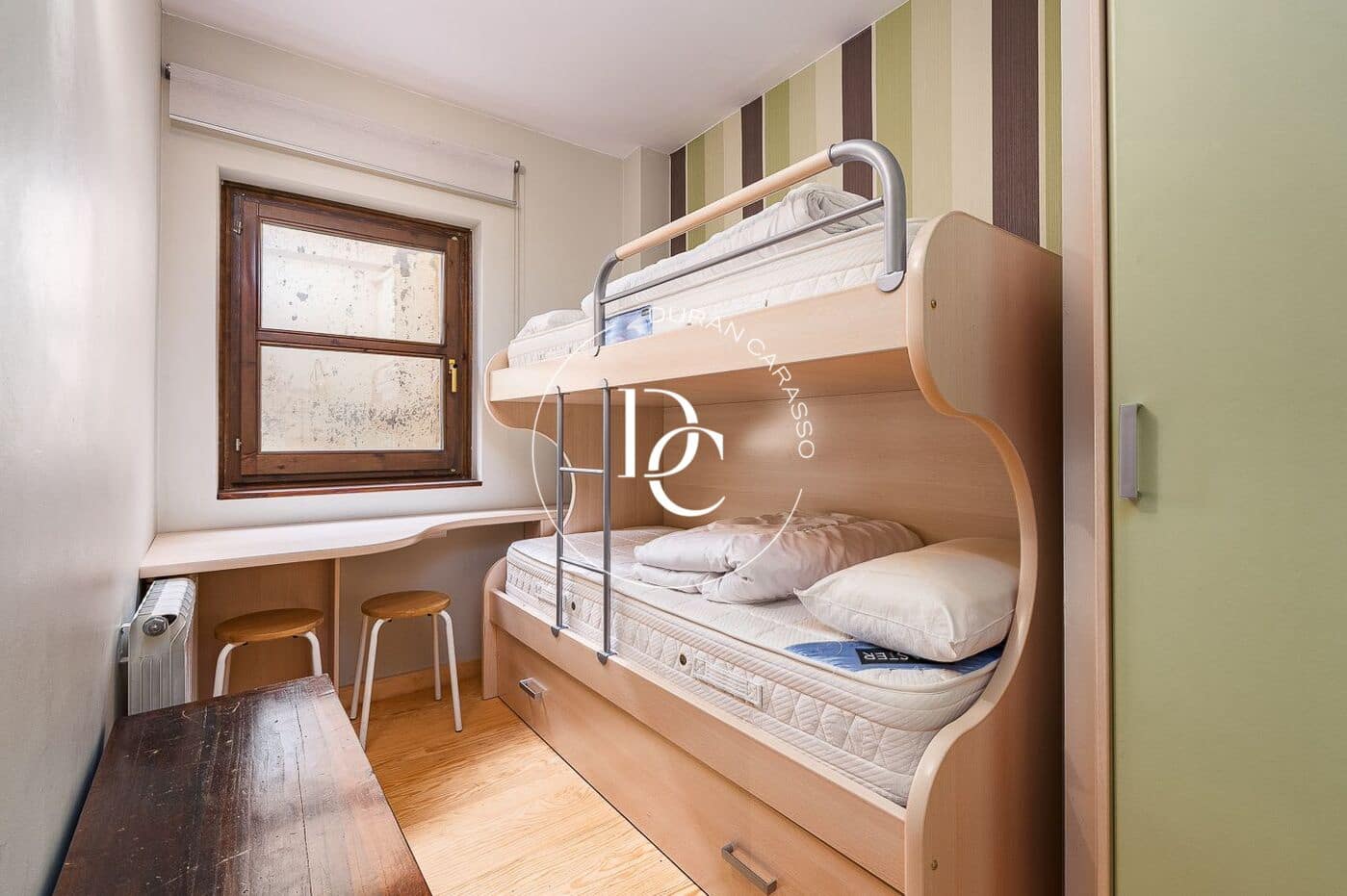 2 bedroom Apartment for rent in Alp with garage - € 1,500 (Ref: 9865355)