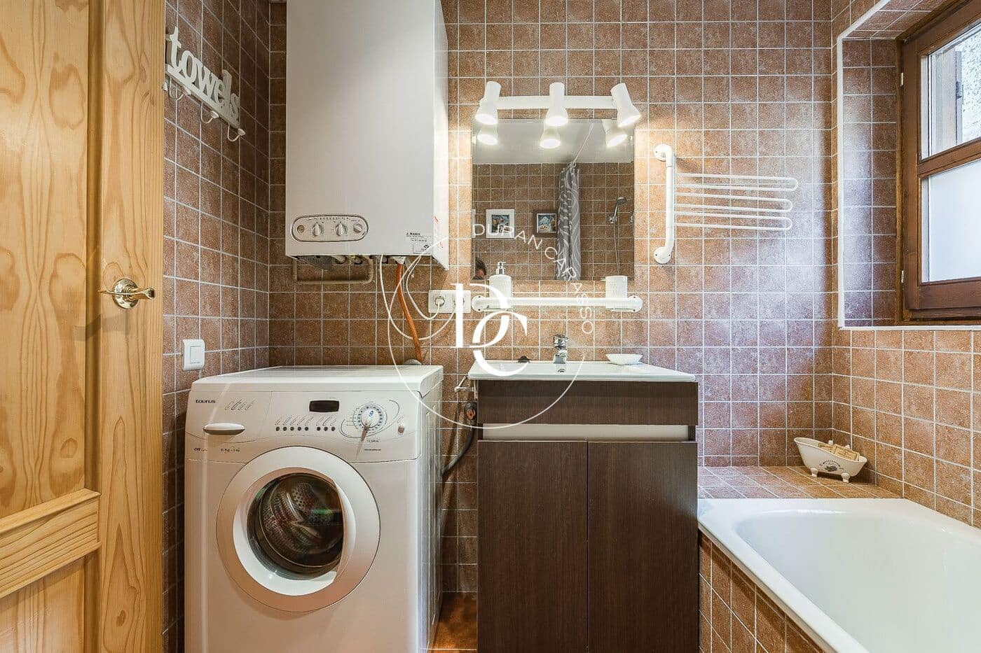 2 bedroom Apartment for rent in Alp with garage - € 1,500 (Ref: 9865355)