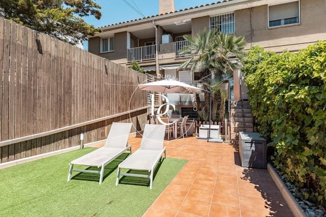 4 soverom Hus til salgs i Sitges - € 629 000 (Ref: 9867116)