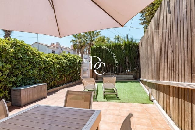 4 soverom Hus til salgs i Sitges - € 629 000 (Ref: 9867116)