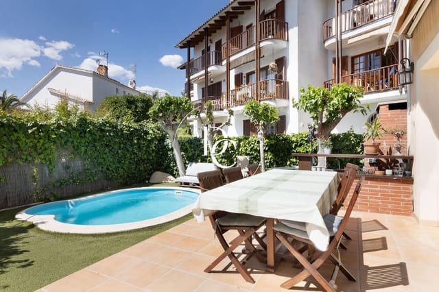 4 sypialnia Willa na sprzedaż w Sant Pere de Ribes z basenem - 750 000 € (Ref: 9868717)
