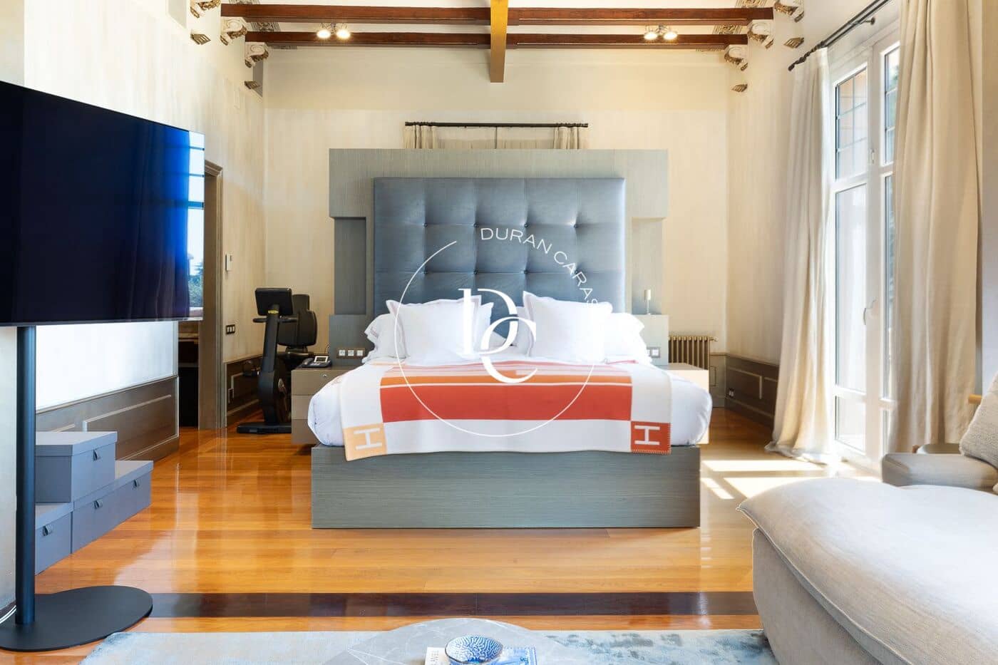 9 quarto Moradia para venda em Barcelona cidade com piscina - 22 000 000 € (Ref: 9890529)
