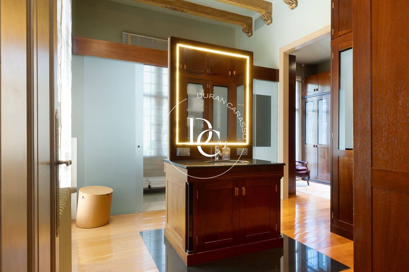 9 quarto Moradia para venda em Barcelona cidade com piscina - 22 000 000 € (Ref: 9890529)