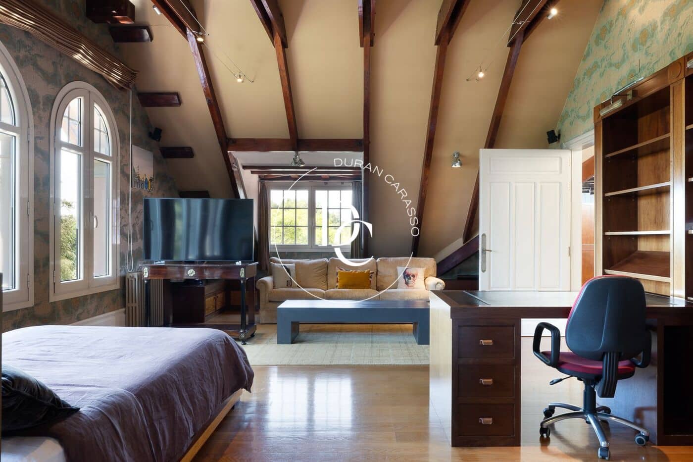 9 quarto Moradia para venda em Barcelona cidade com piscina - 22 000 000 € (Ref: 9890529)