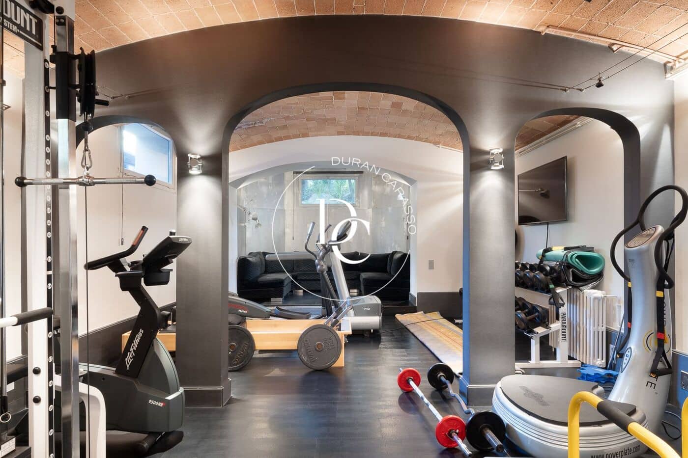 9 quarto Moradia para venda em Barcelona cidade com piscina - 22 000 000 € (Ref: 9890529)
