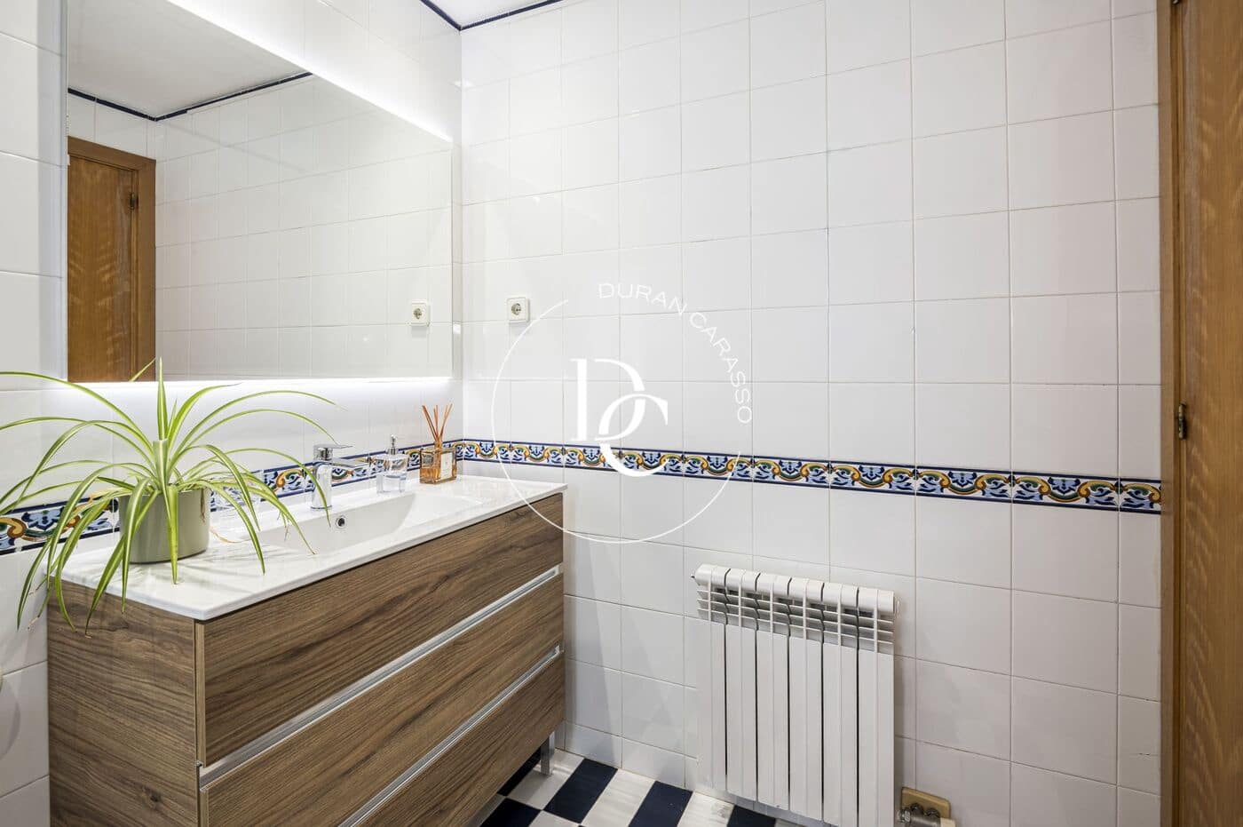 4 Zimmer Villa zu vermieten in Sitges mit Pool Garage - 6.000 € (Ref: 9890530)