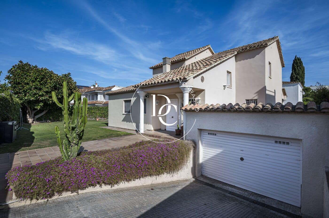 4 Zimmer Villa zu vermieten in Sitges mit Pool Garage - 6.000 € (Ref: 9890530)