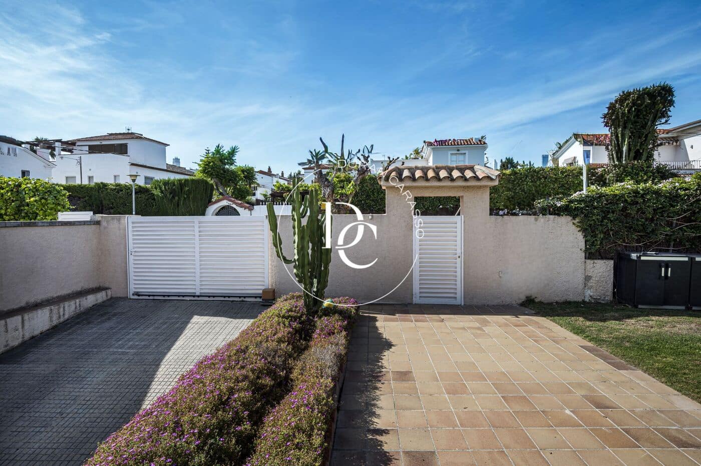4 Zimmer Villa zu vermieten in Sitges mit Pool Garage - 6.000 € (Ref: 9890530)