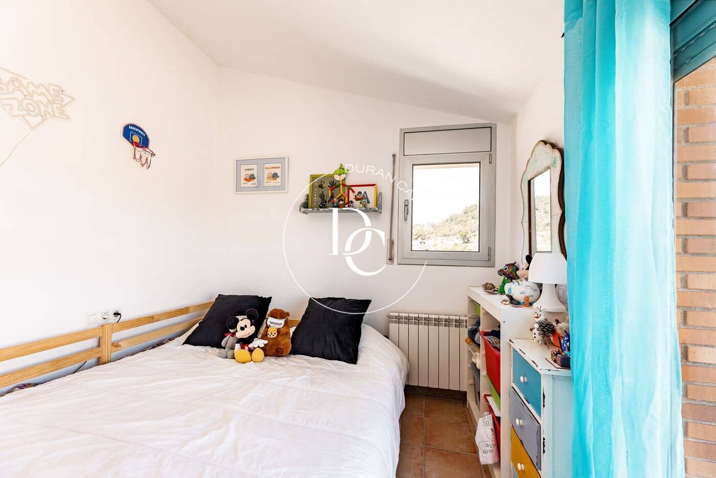 5 bedroom Villa for sale in Canyelles - € 468,000 (Ref: 9896880)