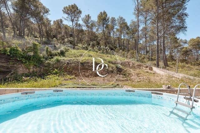 5 bedroom Villa for sale in Canyelles - € 468,000 (Ref: 9896880)