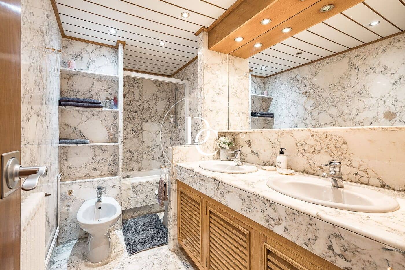 4 soveværelse Lejlighed til salg i Barcelona by - € 788.000 (Ref: 9899412)