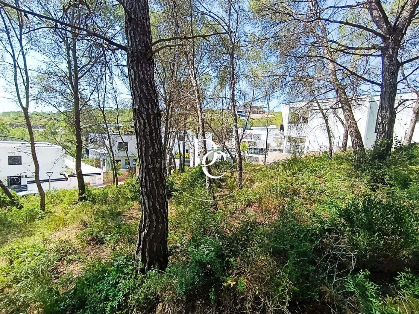 Building Plot for sale in Sant Pere de Ribes - € 250,000 (Ref: 9899414)