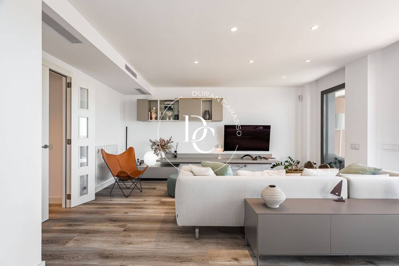 3 Zimmer Apartment zu verkaufen in Sitges mit Pool - 975.000 € (Ref: 9907031)