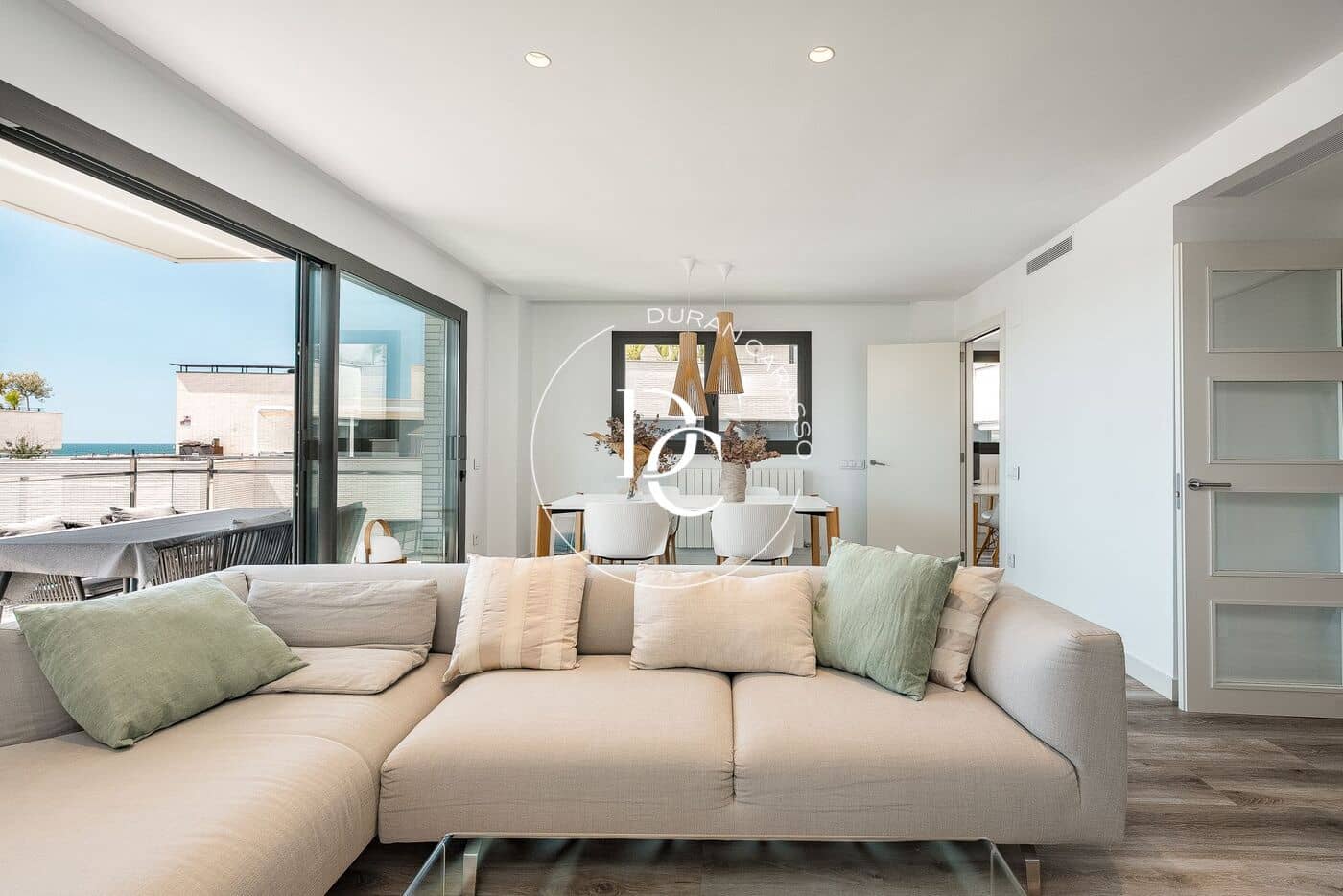 3 Zimmer Apartment zu verkaufen in Sitges mit Pool - 975.000 € (Ref: 9907031)