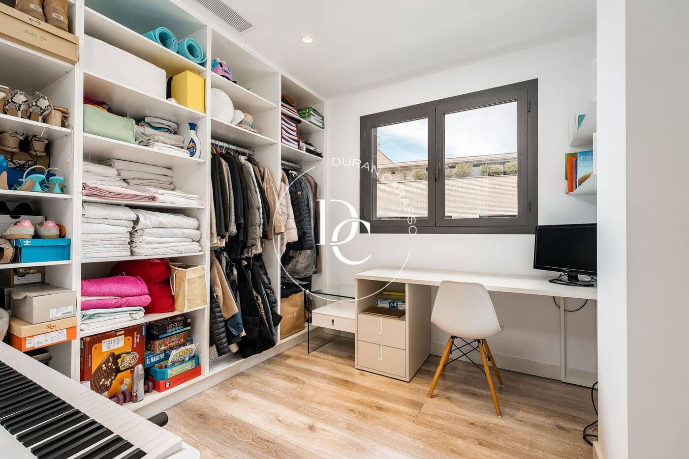 3 Zimmer Apartment zu verkaufen in Sitges mit Pool - 975.000 € (Ref: 9907031)