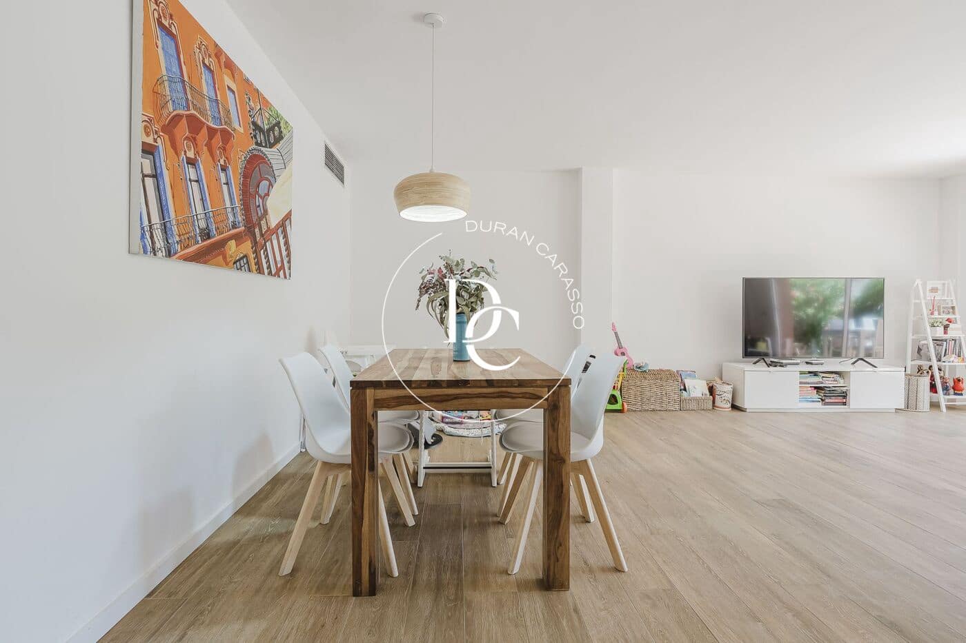 4 bedroom Apartment for rent in Sitges with pool garage - € 2,500 (Ref: 9907032)