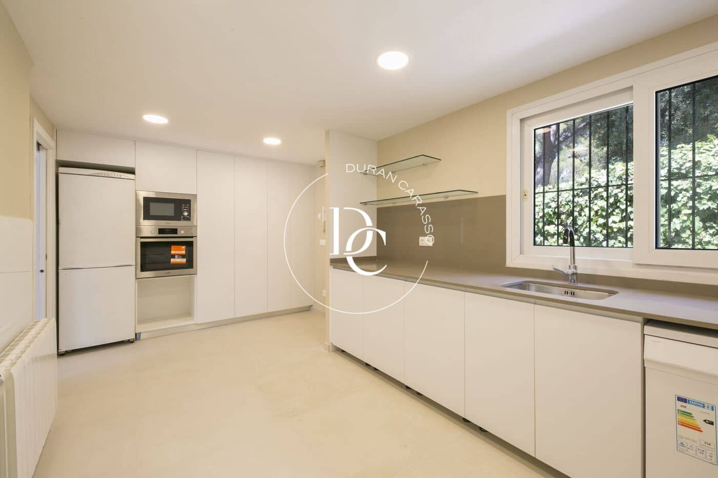 4 bedroom Villa for rent in Sitges with pool garage - € 5,000 (Ref: 9911193)