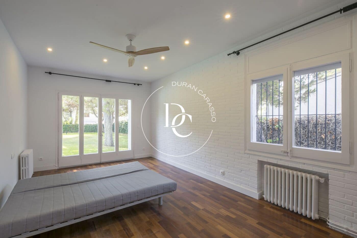 4 bedroom Villa for rent in Sitges with pool garage - € 5,000 (Ref: 9911193)