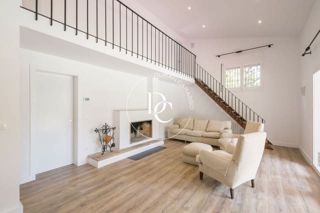 4 bedroom Villa for rent in Sitges with pool garage - € 5,000 (Ref: 9911193)