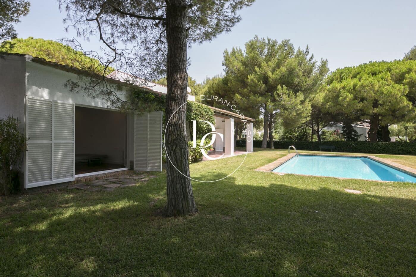 4 bedroom Villa for rent in Sitges with pool garage - € 5,000 (Ref: 9911193)