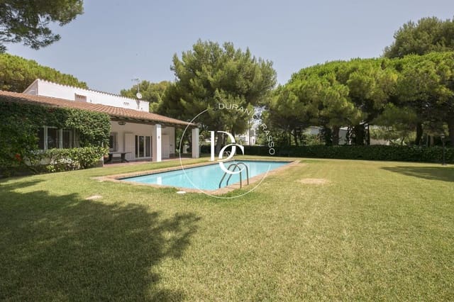 4 bedroom Villa for rent in Sitges with pool garage - € 5,000 (Ref: 9911193)