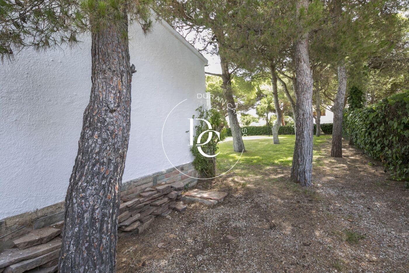 4 bedroom Villa for rent in Sitges with pool garage - € 5,000 (Ref: 9911193)
