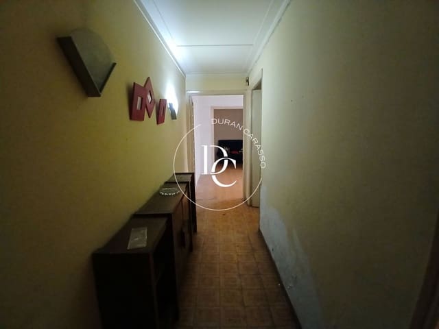 3 sovrum Kommersiell till salu i El Camp d'en Grassot i Gràcia Nova, Barcelona stad - 530 000 € (Ref: 9915995)