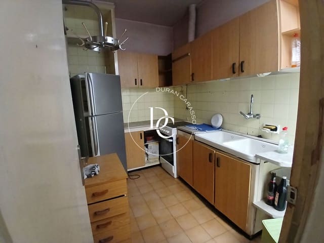 3 sovrum Kommersiell till salu i El Camp d'en Grassot i Gràcia Nova, Barcelona stad - 530 000 € (Ref: 9915995)