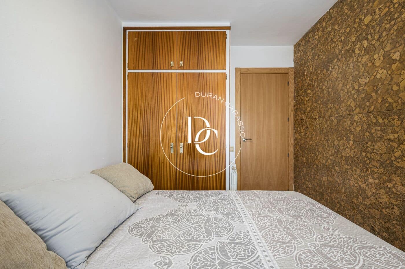 5 soverom Kjedet enebolig til salgs i Sant Pere de Ribes med svømmebasseng - € 585 000 (Ref: 9915996)