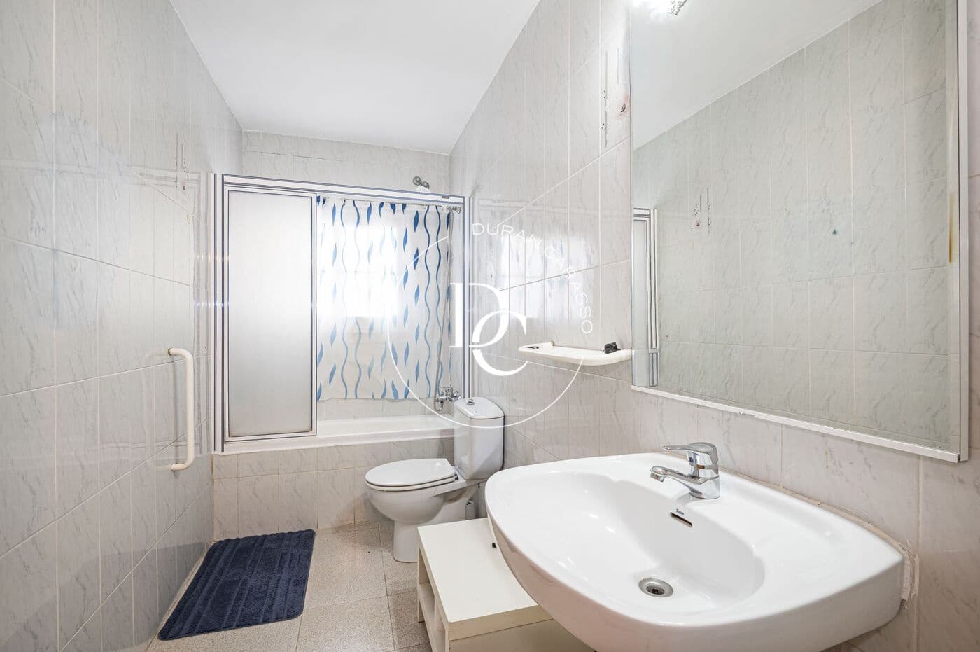 5 soverom Kjedet enebolig til salgs i Sant Pere de Ribes med svømmebasseng - € 585 000 (Ref: 9915996)
