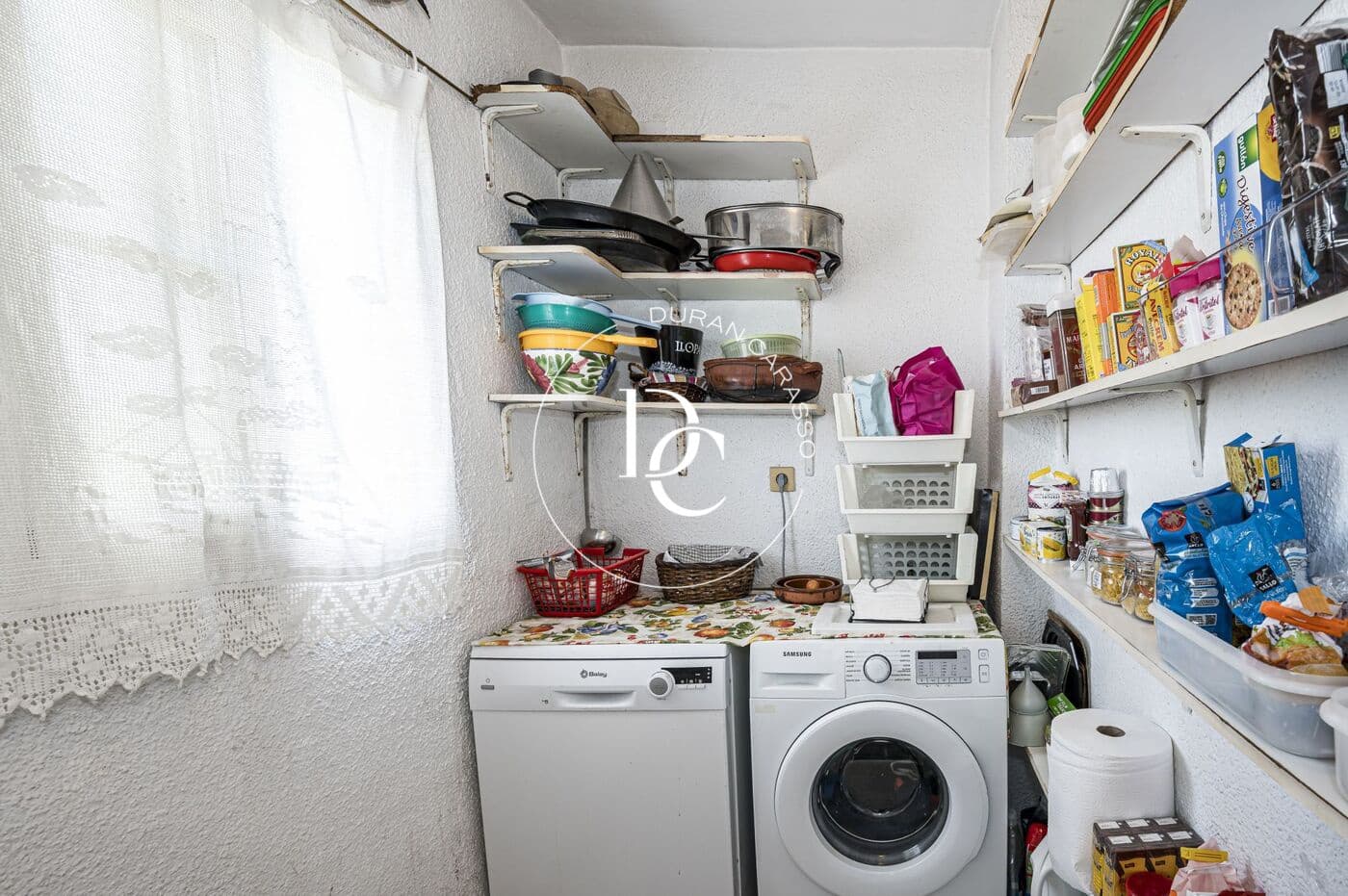 5 soverom Kjedet enebolig til salgs i Sant Pere de Ribes med svømmebasseng - € 585 000 (Ref: 9915996)