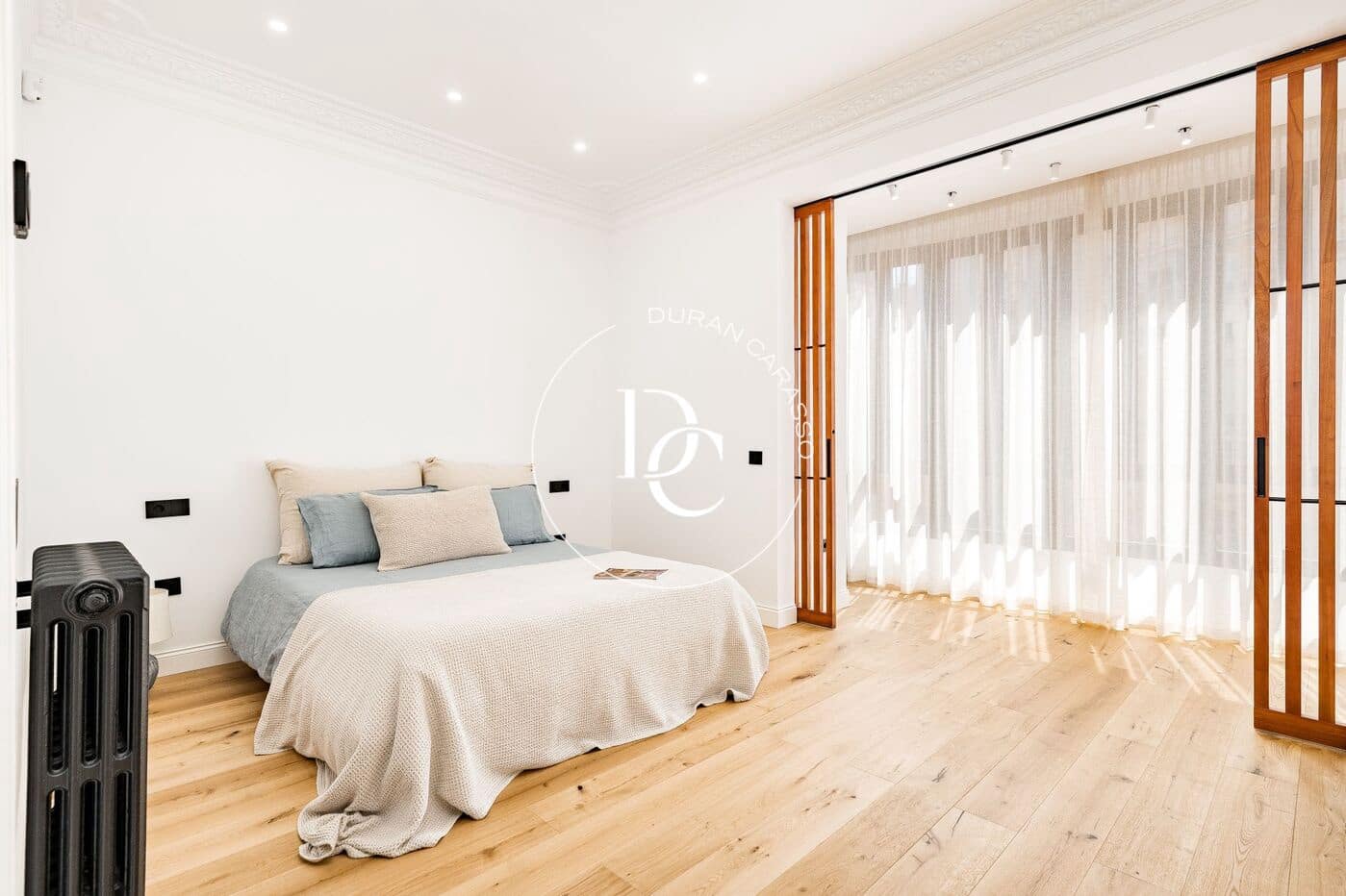 3 soveværelse Lejlighed til salg i Barcelona by - € 1.290.000 (Ref: 9922449)