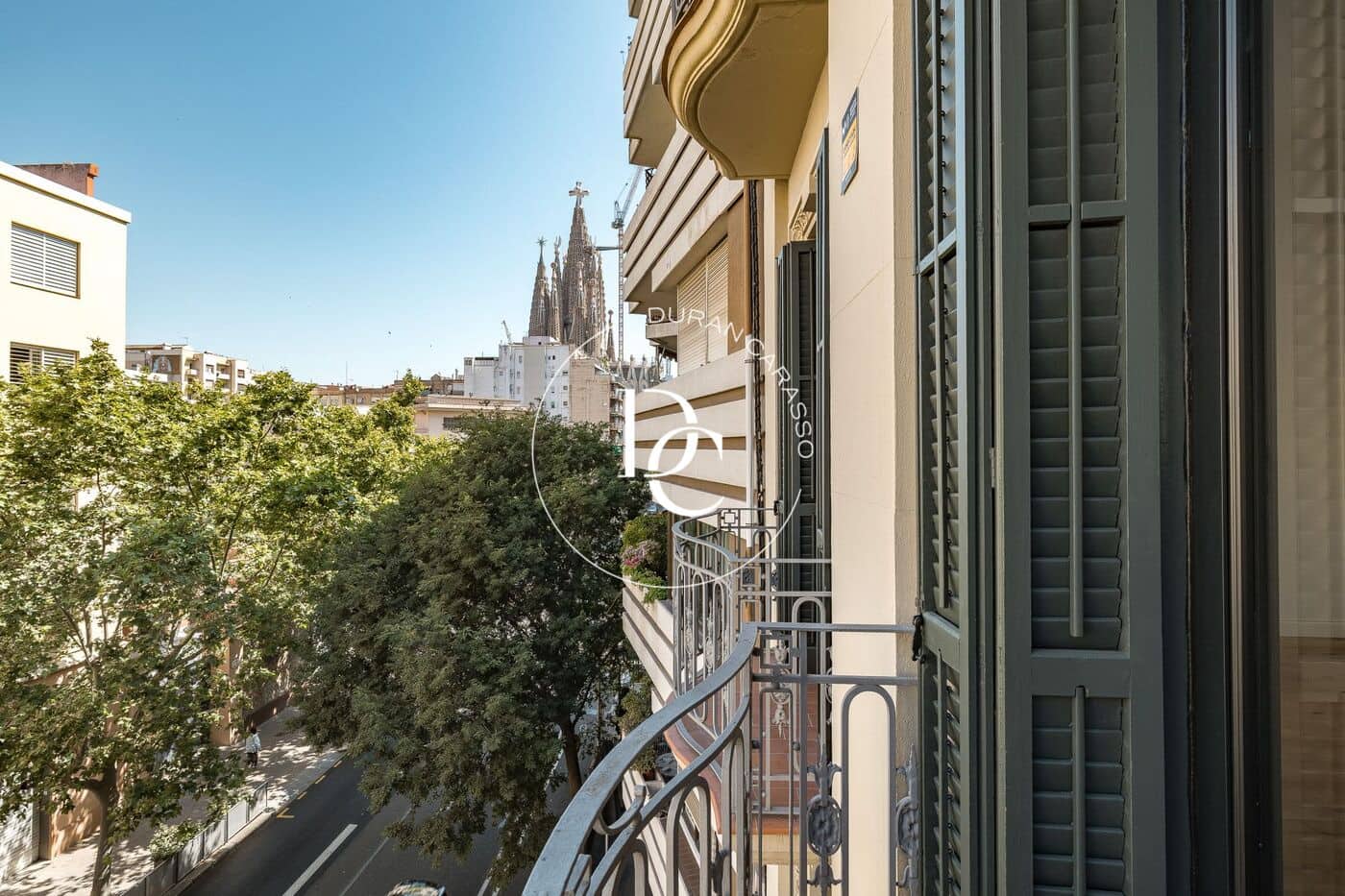 3 soveværelse Lejlighed til salg i Barcelona by - € 1.290.000 (Ref: 9922449)