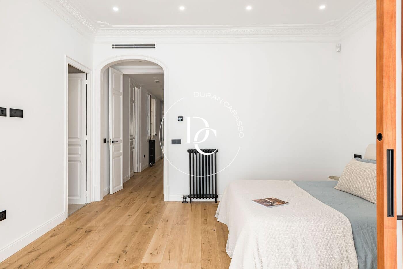 3 soveværelse Lejlighed til salg i Barcelona by - € 1.290.000 (Ref: 9922449)