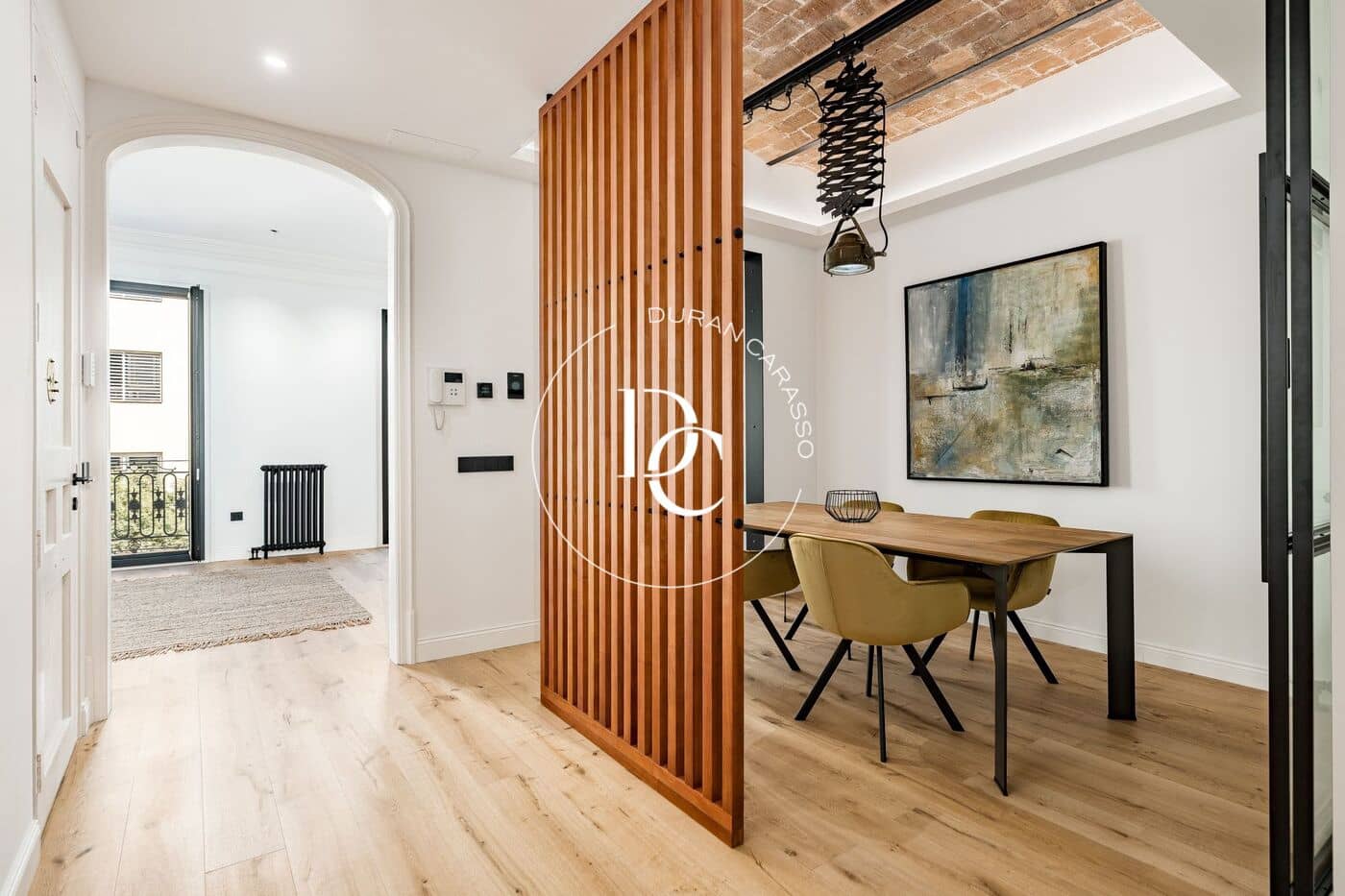 3 soveværelse Lejlighed til salg i Barcelona by - € 1.290.000 (Ref: 9922449)