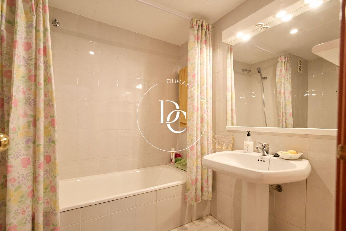 2 bedroom Apartment for sale in Puigcerda - € 295,000 (Ref: 9927577)