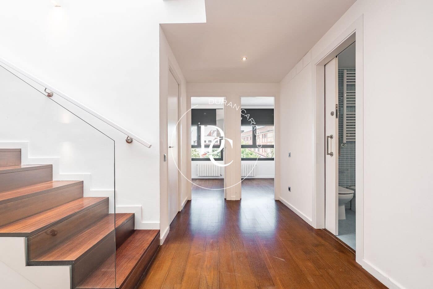 6 bedroom Villa for rent in Barcelona city with pool garage - € 5,900 (Ref: 9927580)