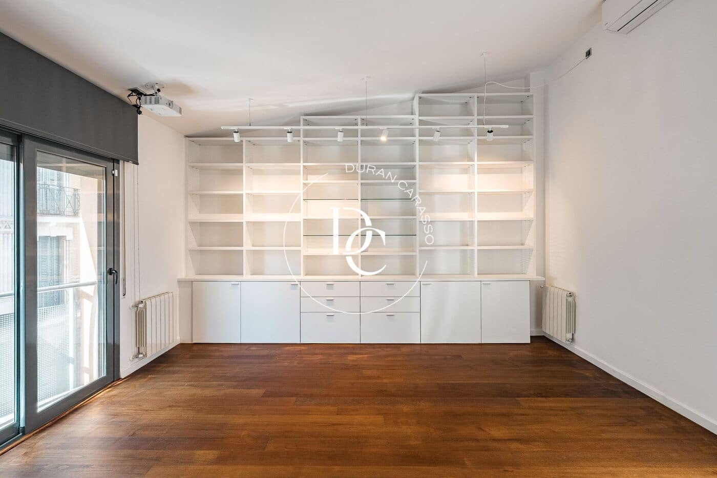 6 bedroom Villa for rent in Barcelona city with pool garage - € 5,900 (Ref: 9927580)