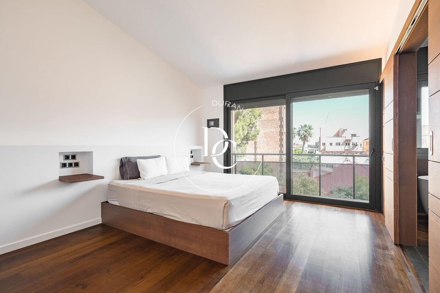 6 bedroom Villa for rent in Barcelona city with pool garage - € 5,900 (Ref: 9927580)
