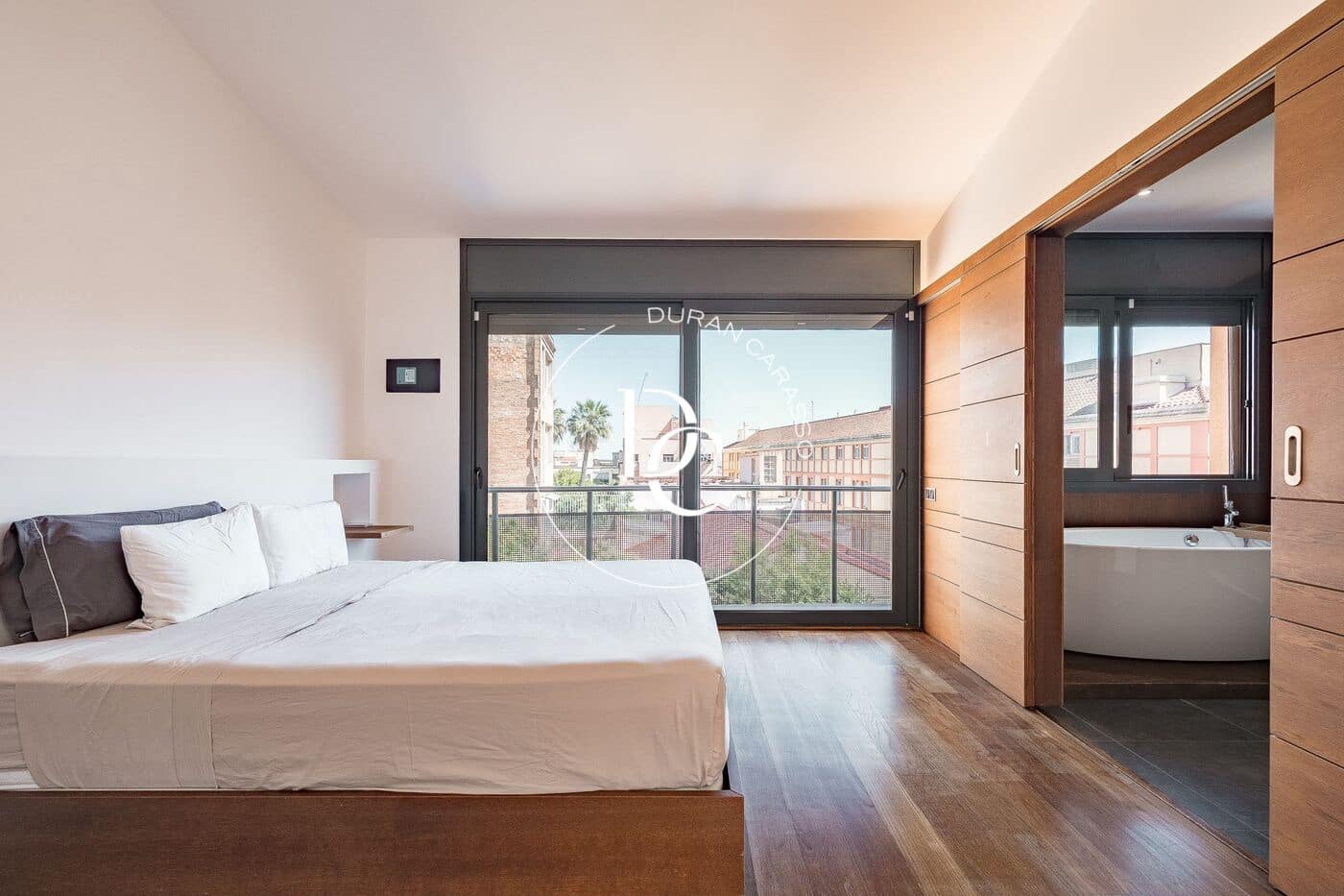6 bedroom Villa for rent in Barcelona city with pool garage - € 5,900 (Ref: 9927580)
