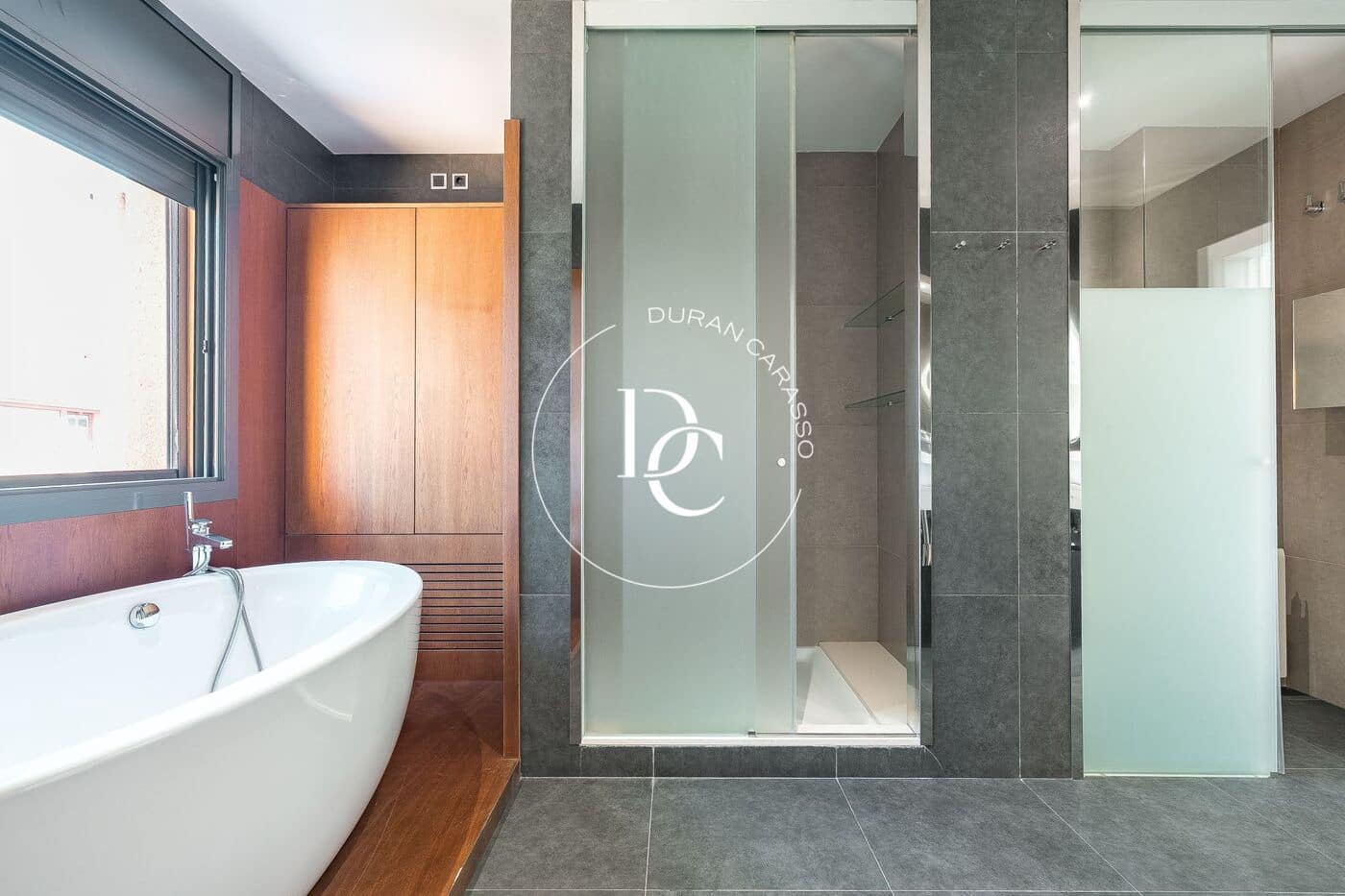 6 bedroom Villa for rent in Barcelona city with pool garage - € 5,900 (Ref: 9927580)