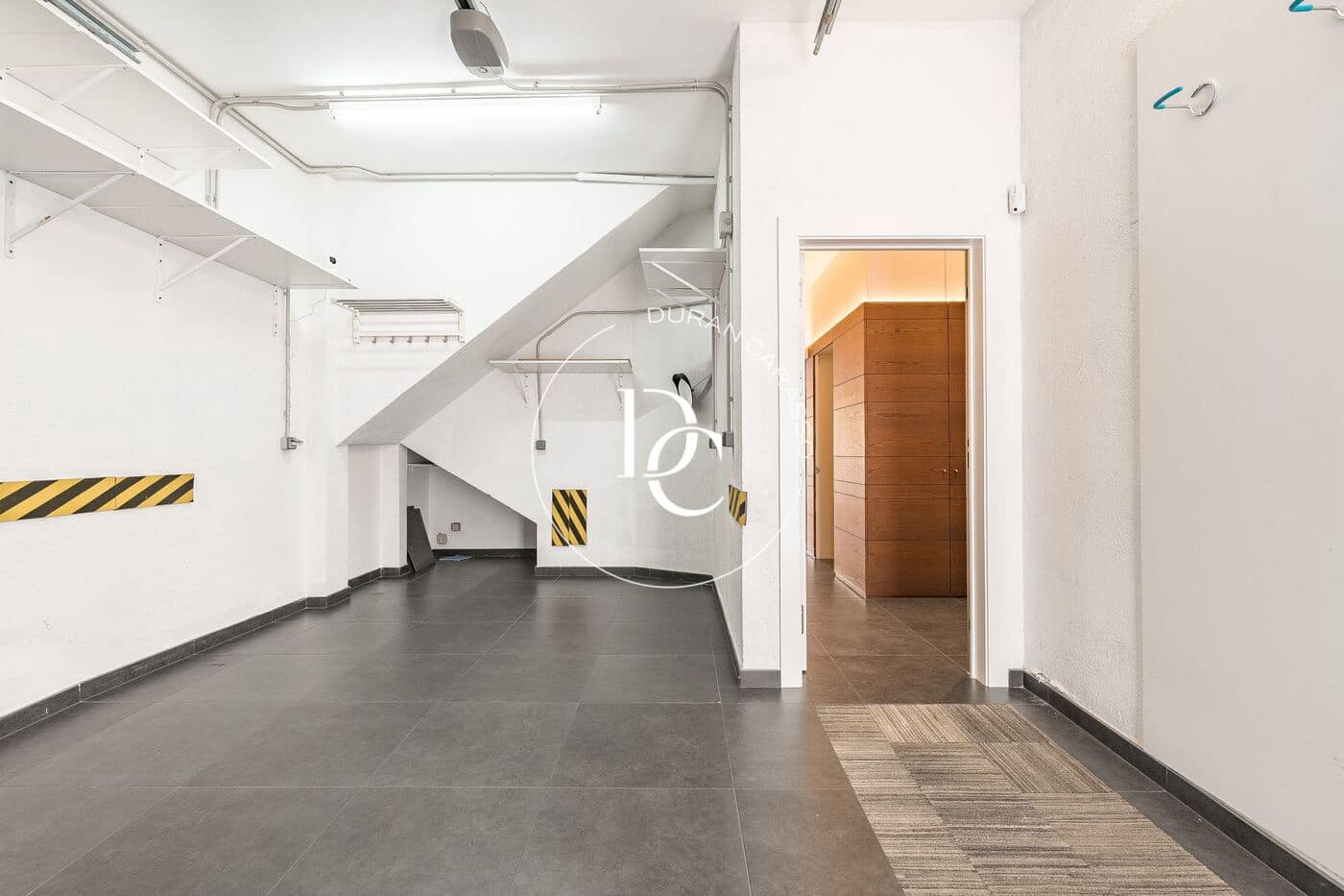 6 bedroom Villa for rent in Barcelona city with pool garage - € 5,900 (Ref: 9927580)