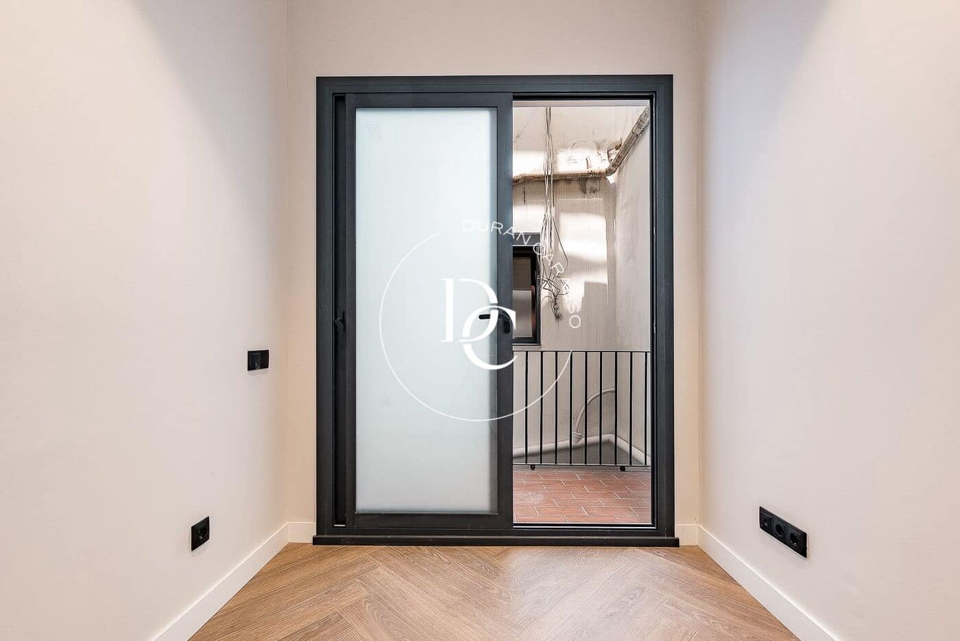 4 soveværelse Lejlighed til salg i Barcelona by - € 1.180.000 (Ref: 9933921)