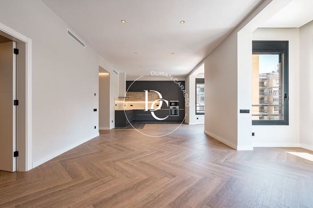 4 soveværelse Lejlighed til salg i La Dreta de L'Eixample, Barcelona by - € 1.180.000 (Ref: 9933921)