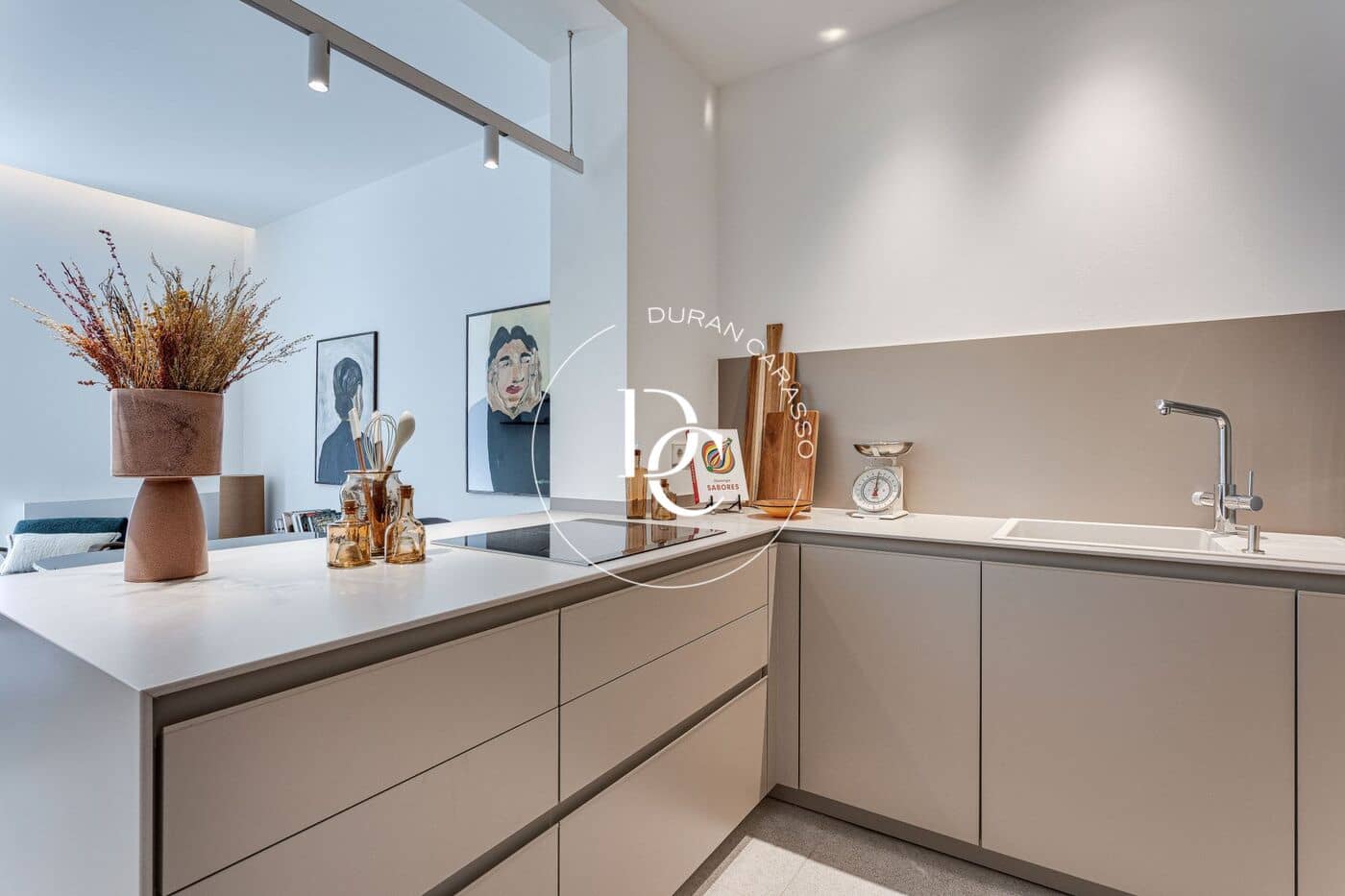 2 sypialnia Apartament na sprzedaż w Miasto Barcelona - 994 000 € (Ref: 9933922)